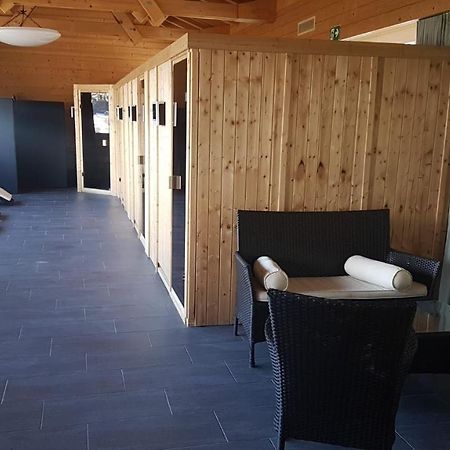 Hotel Crystal Αντελμπόντεν Εξωτερικό φωτογραφία