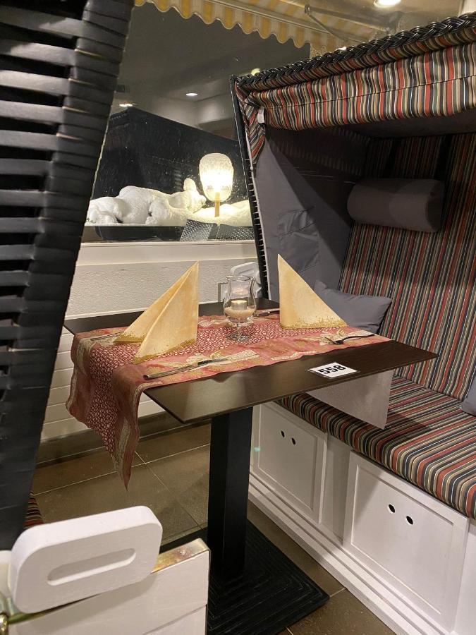 Hotel Crystal Αντελμπόντεν Εξωτερικό φωτογραφία