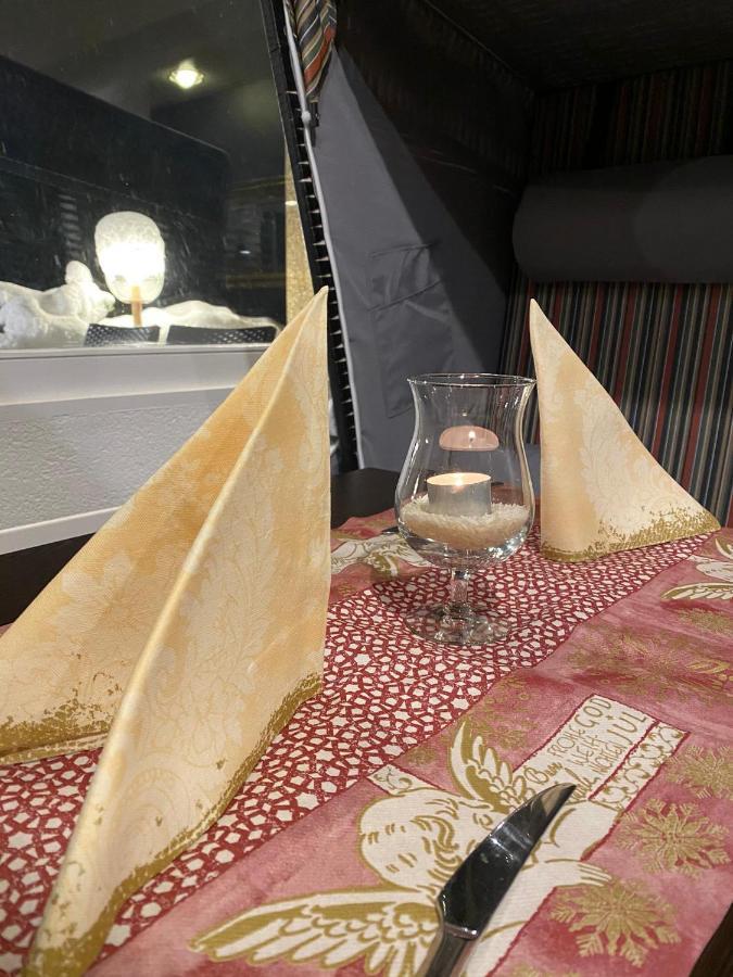 Hotel Crystal Αντελμπόντεν Εξωτερικό φωτογραφία