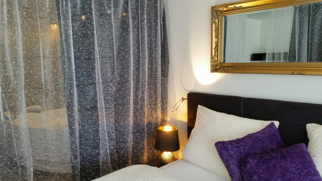 Hotel Crystal Αντελμπόντεν Εξωτερικό φωτογραφία